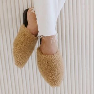 Jenni Kayne Shearling Flat Mule - Natural - 39